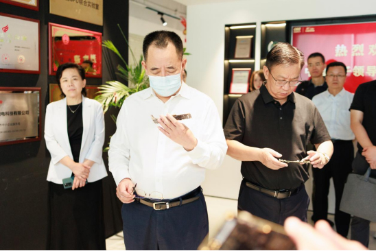 1693359945769544.jpg 33.jpg